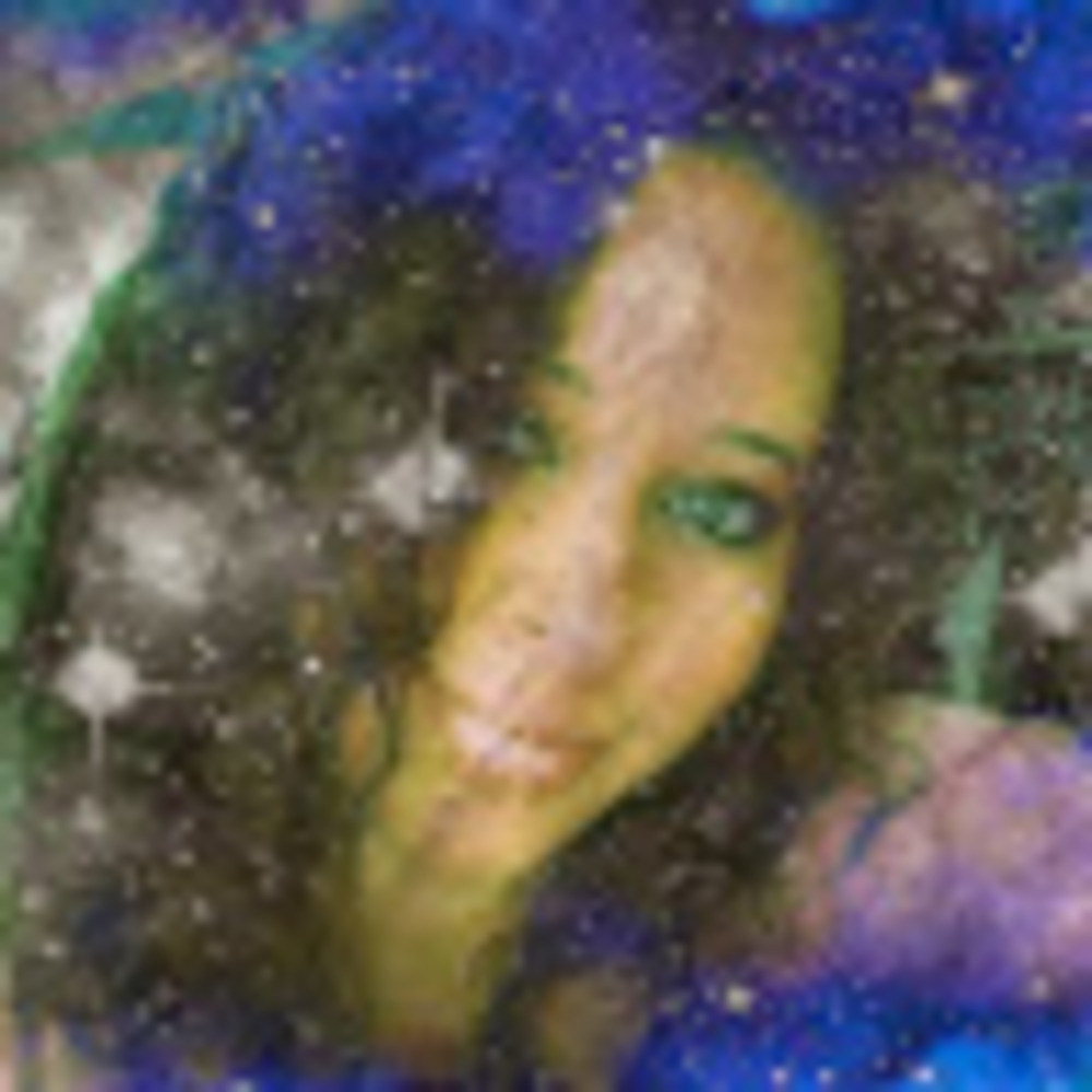 Meet your Posher, Daniella